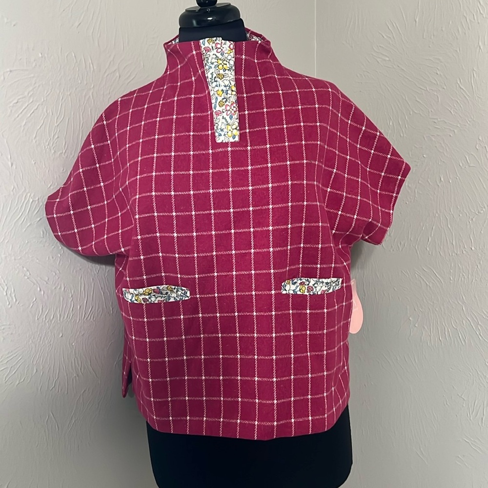Bisby cropped plaid top with floral detail